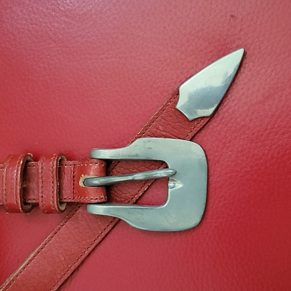 Vintage Red Leather Belt Great / High Waist Jeans